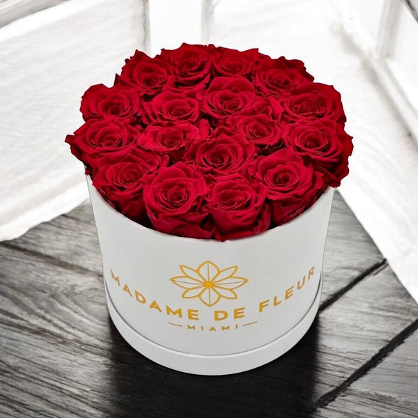 Medium White Round Box - Preserved Roses - Madame De Fleur