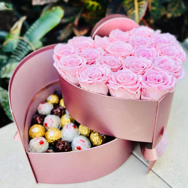 De Lux 2 Tier Heart Gift Box
