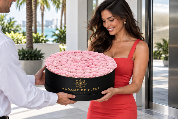Illustration of a Madame De Fleur rose box delivery in Miami.