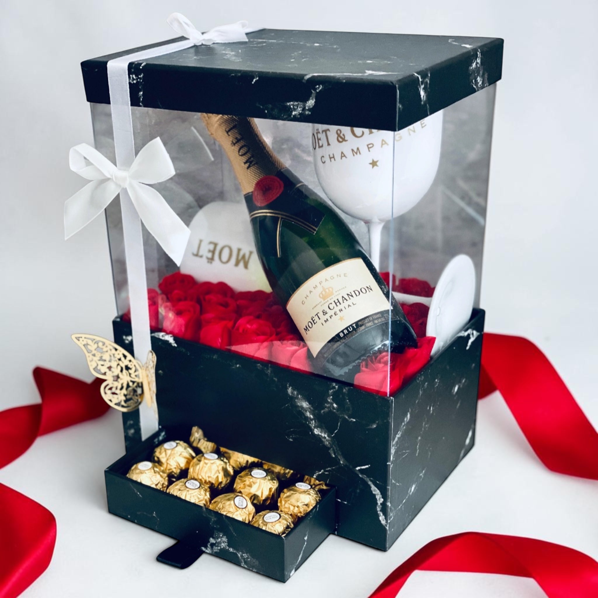 3D Moetic & Rose Soaps Gift Box
